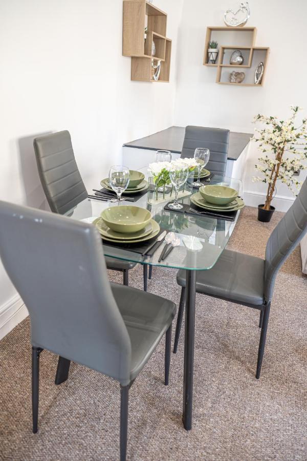 Cozy 1-Bedroom Apartment In The Heart Of Barnsley Town Centre Ngoại thất bức ảnh